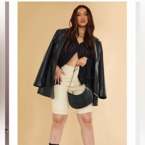 Plus cream faux leather short